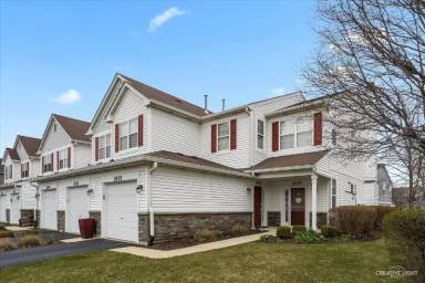 Main picture of 2437 Oneida Ln