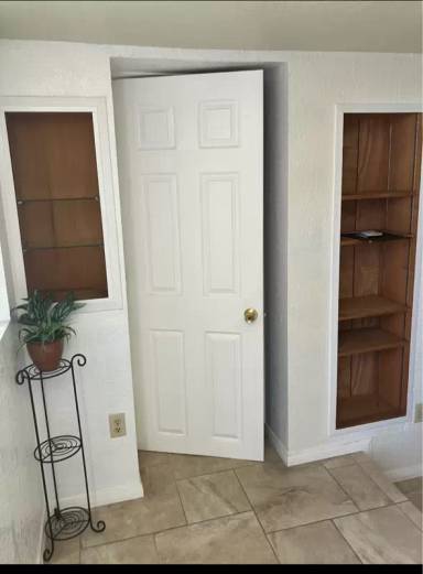 Main picture of 21B Del Mar Ave