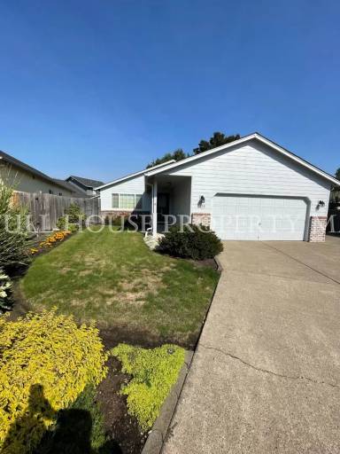 Main picture of 2355 Marjorie Ave