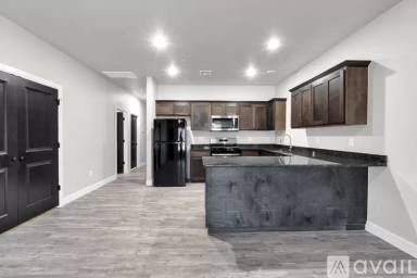 Main picture of 617 E Pams Dr