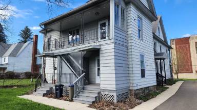 Main picture of 312 N 3rd St