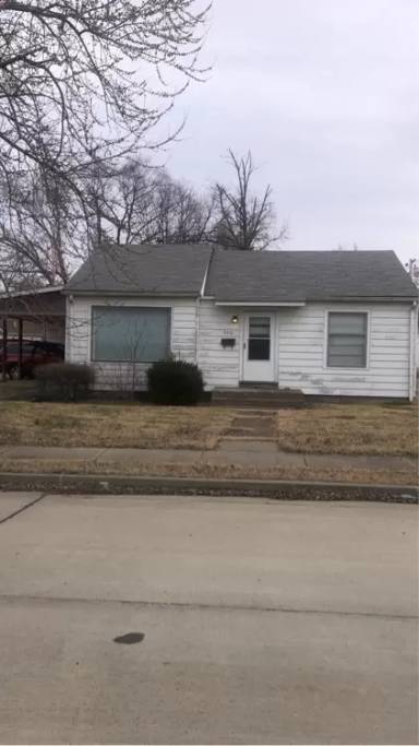Main picture of 500 S 9th St