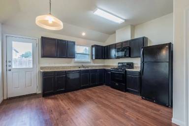 Main picture of 14942 Hidalgo Valley Ln