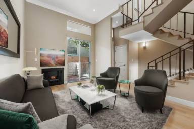 Main picture of 12390 Chandler Blvd