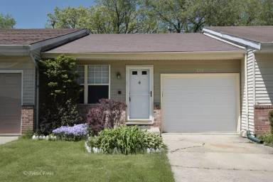 Main picture of 1212 Stratford Ln