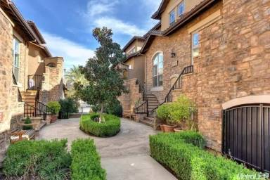 Main picture of Pavilions