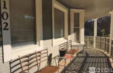 Main picture of 102 S 14th St