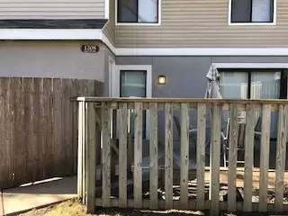 Main picture of 1208 Wagon Wheel Rd