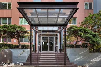 Main picture of Elektra Condominiums