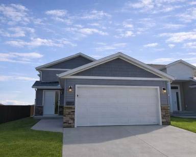 Main picture of 3220 31st St S