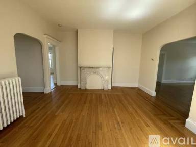 Main picture of 26 Ayrault St