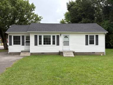 Main picture of 903 NW Atlantic St