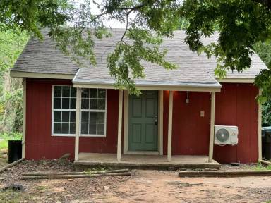 Main picture of 2507 N Saint Peter Ave