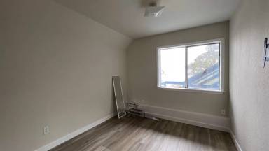 Main picture of 218 Bepler St