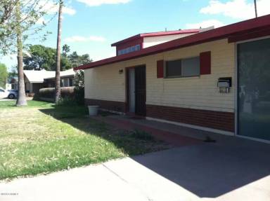 Main picture of 533 E Hermosa Dr