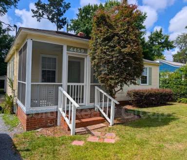 Main picture of 4459 Broad St