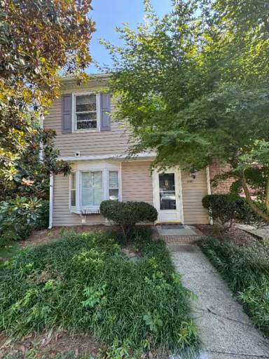 Main picture of 8440 Rust Wood Pl