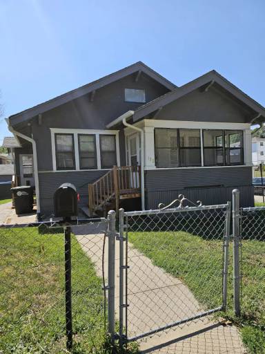 Main picture of 132 N 35th Ave
