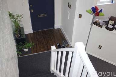 Main picture of 1012 N Lovegrove St