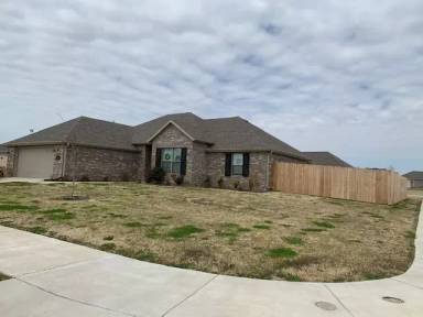 Main picture of 5924 W Mecklin St