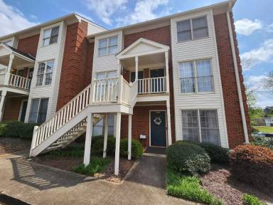 Main picture of 1515 S Lumpkin St Apartments
