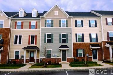 Main picture of 111 Quarry Point Rd