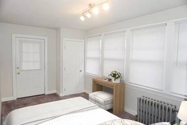 Main picture of 201 N Aberdeen Ave