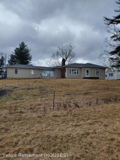 Main picture of 7030 E 106th St
