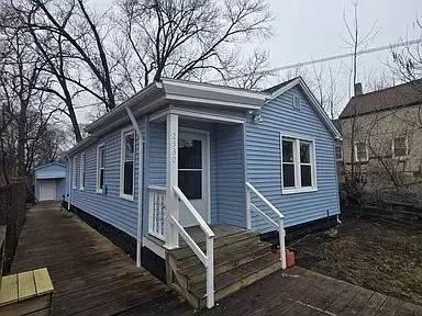 Main picture of 2330 W 30th St