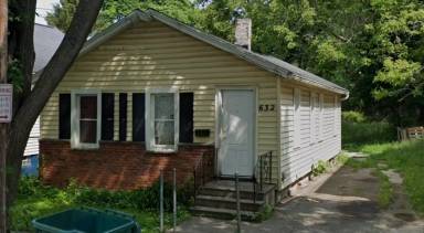 Main picture of 632 Smith St