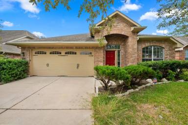 Main picture of 7917 Alophia Dr