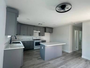 Main picture of 6819 Barcelona Way