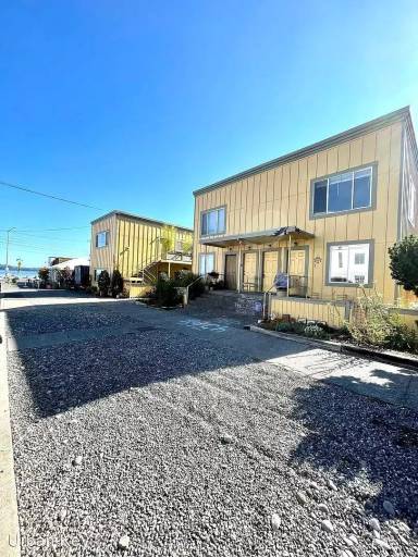 Main picture of 2712 60th Ave SW