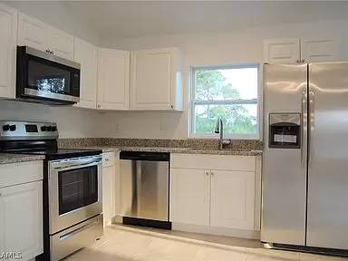 Main picture of 1327 NE 12th Ave