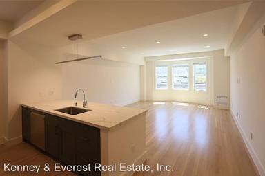 Main picture of 1740 Broadway