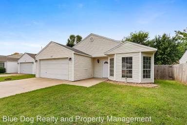 Main picture of 1207 Lo Mar St