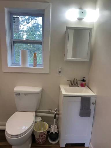Main picture of 380 Garden Ave