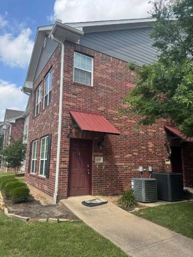 Main picture of Fox Run Condos