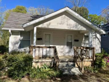 Main picture of 7 Darwin Ave