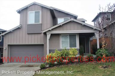 Main picture of 2427 NE Boulderstone Ct