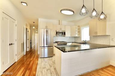 Main picture of 10 Yale Ave
