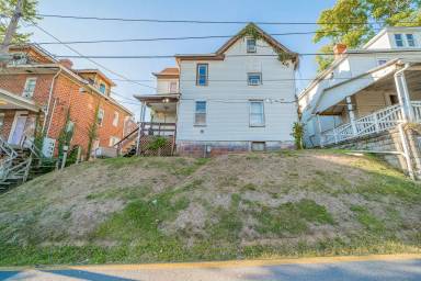 Main picture of 709 Naomi St
