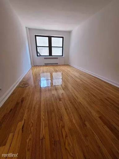 Main picture of 162 E 55th St