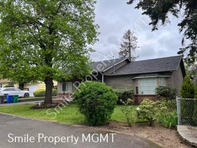 Main picture of 12019 SE Kelly St