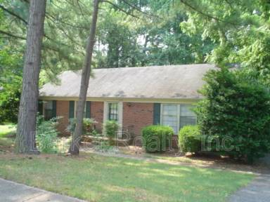 Main picture of 405 Killington Dr