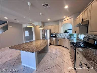Main picture of 8115 Sorrel St