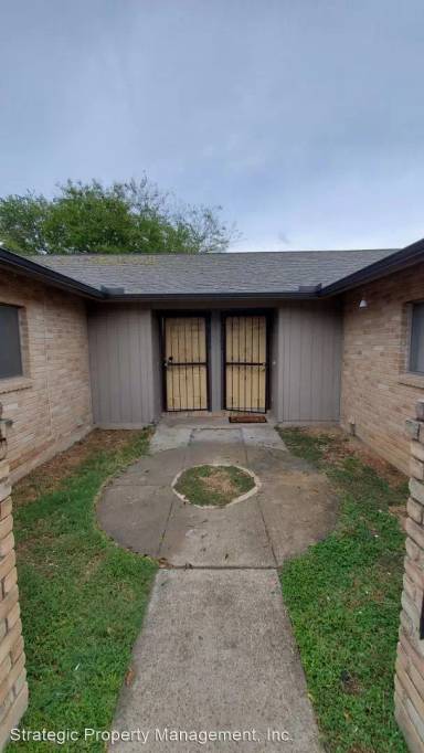 Main picture of 4704 Oakfield Way