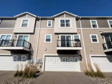 Main picture of 2281 Polar Way