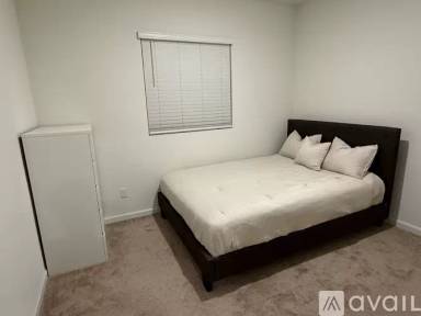 Main picture of 8073 Bossa Nova Way