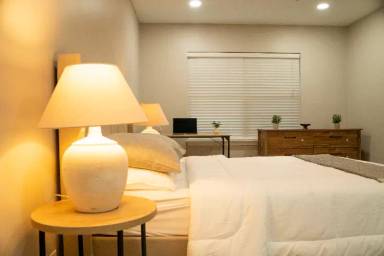 Main picture of 5218 Nina Lee Ln